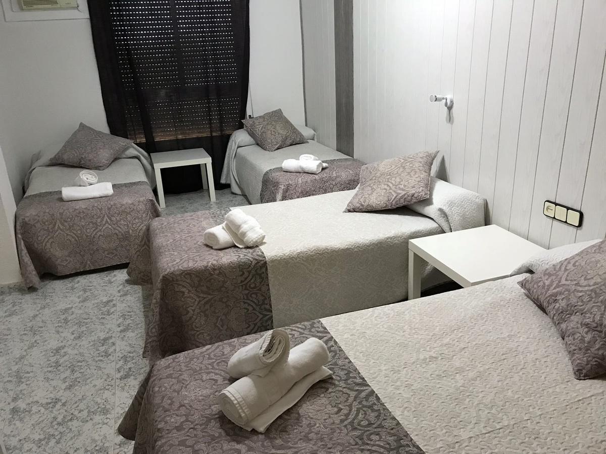 Hotel Aloha Бурриана Экстерьер фото