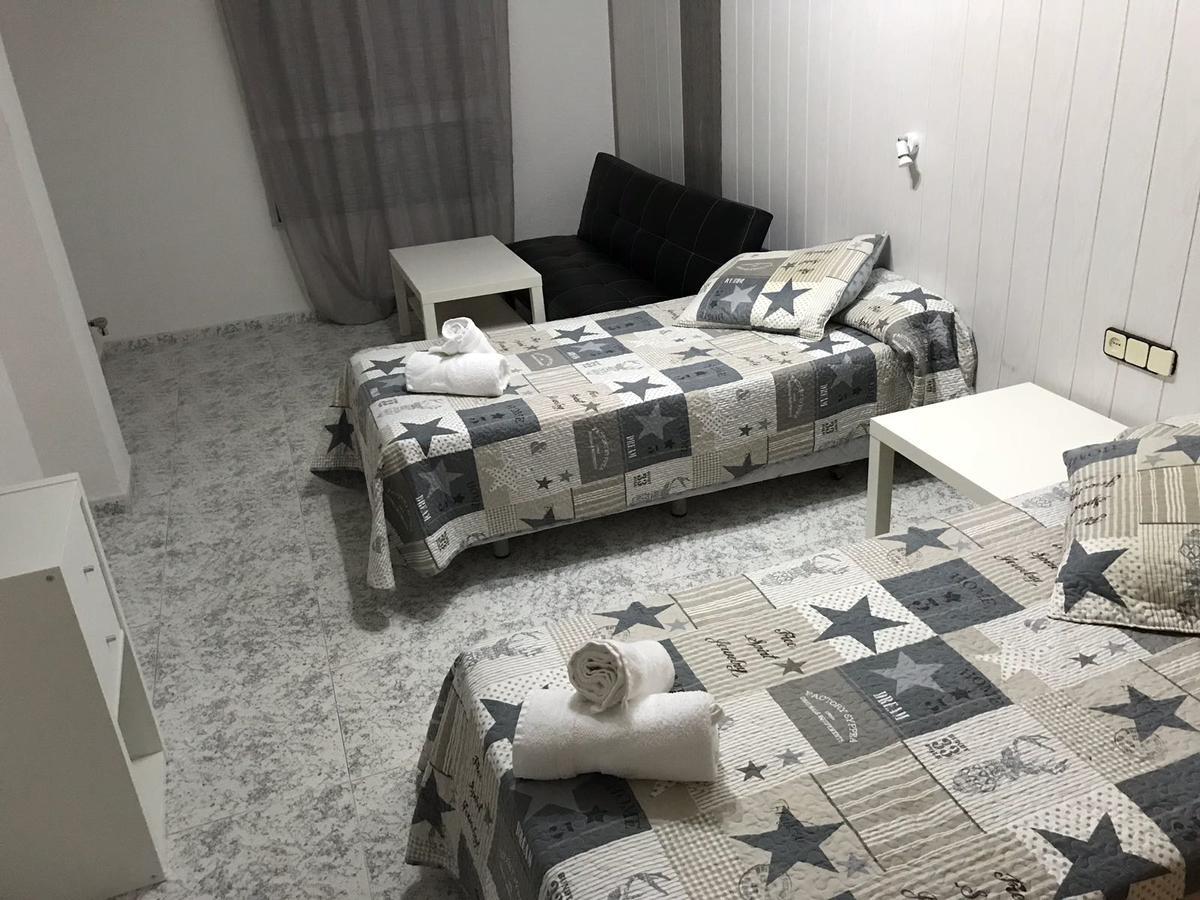 Hotel Aloha Бурриана Экстерьер фото